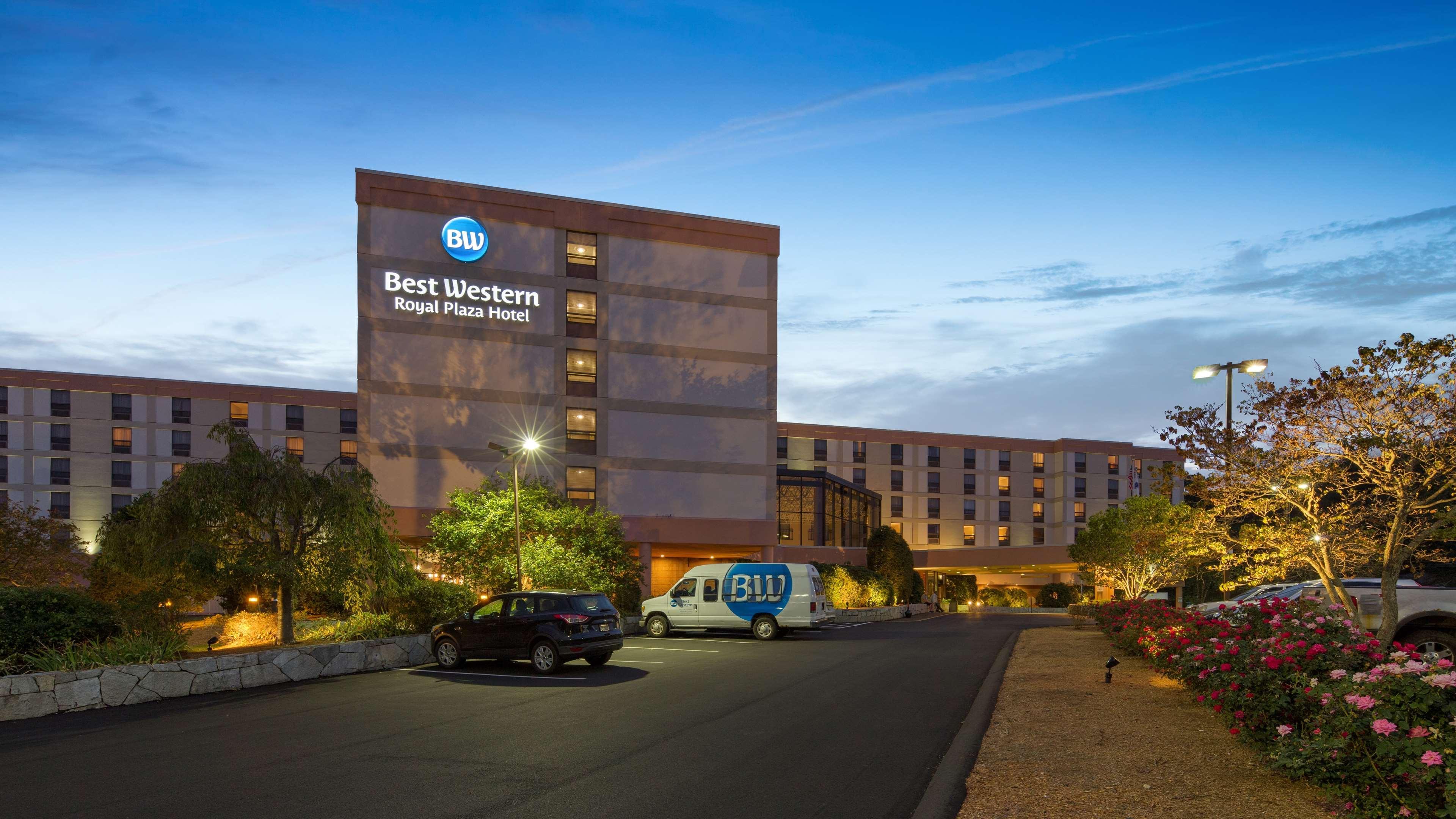Best Western Royal Plaza Hotel And Trade Center Marlborough Exterior photo